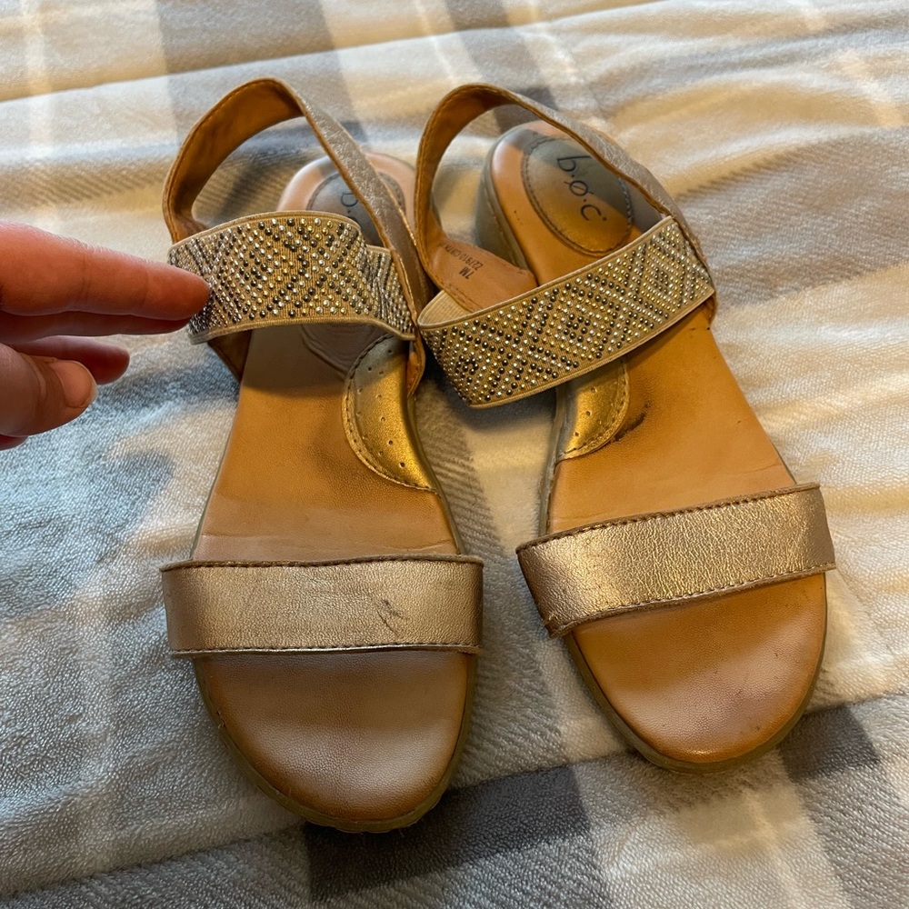 Super supportive, stylish, & comfy sandals
